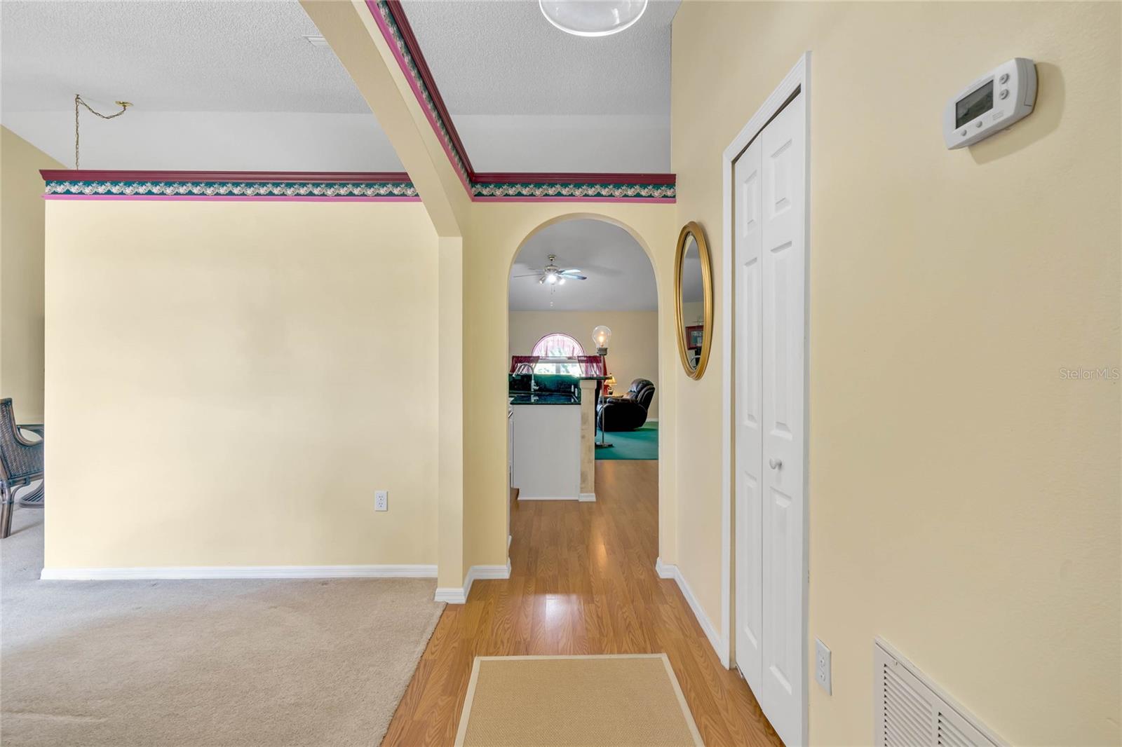 Image 4 of 40 For 842 Amidon Street