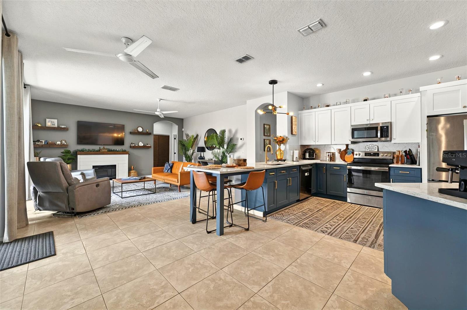 Image 15 of 51 For 6542 Lake Pembroke Place
