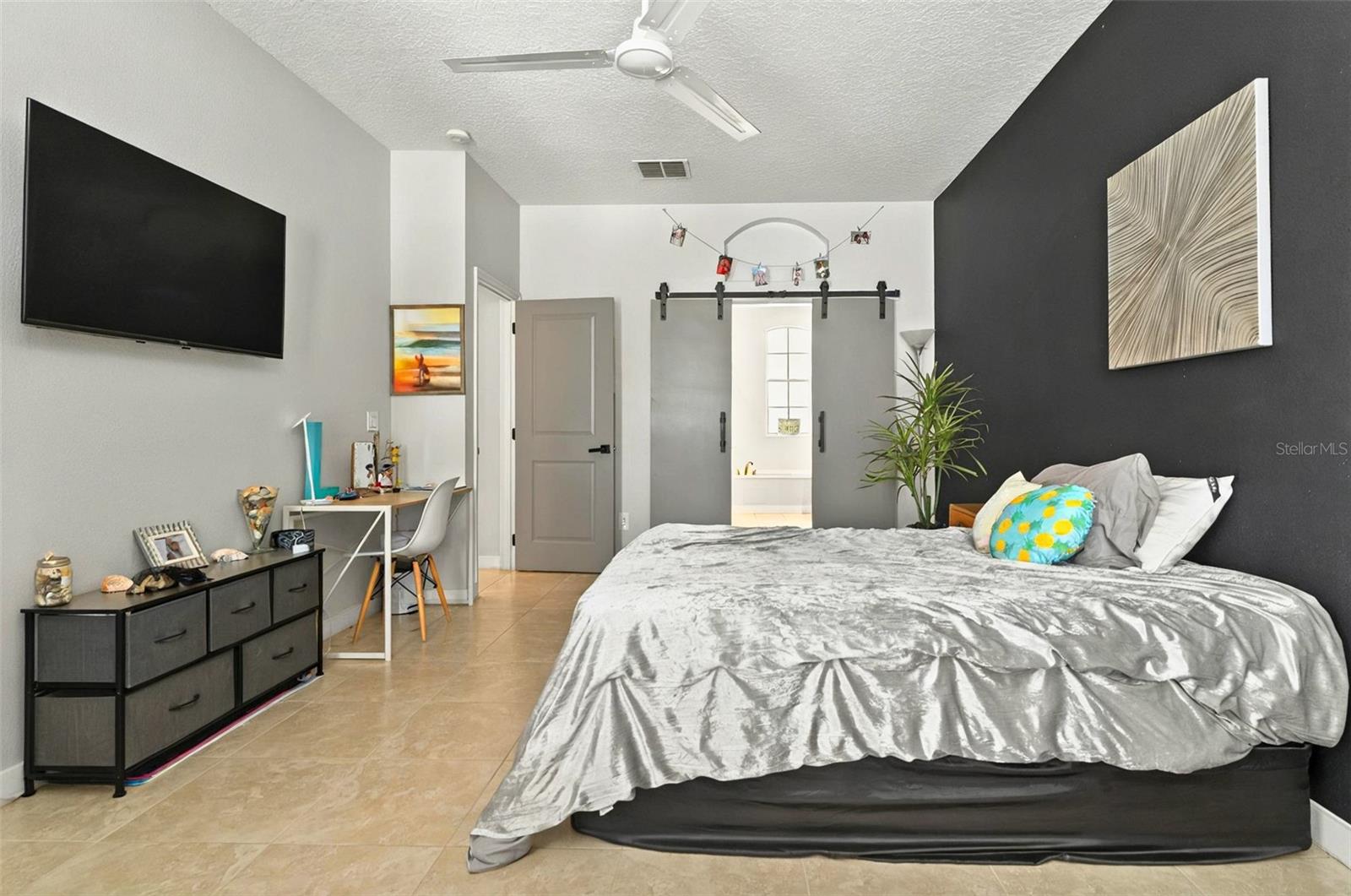 Image 22 of 51 For 6542 Lake Pembroke Place