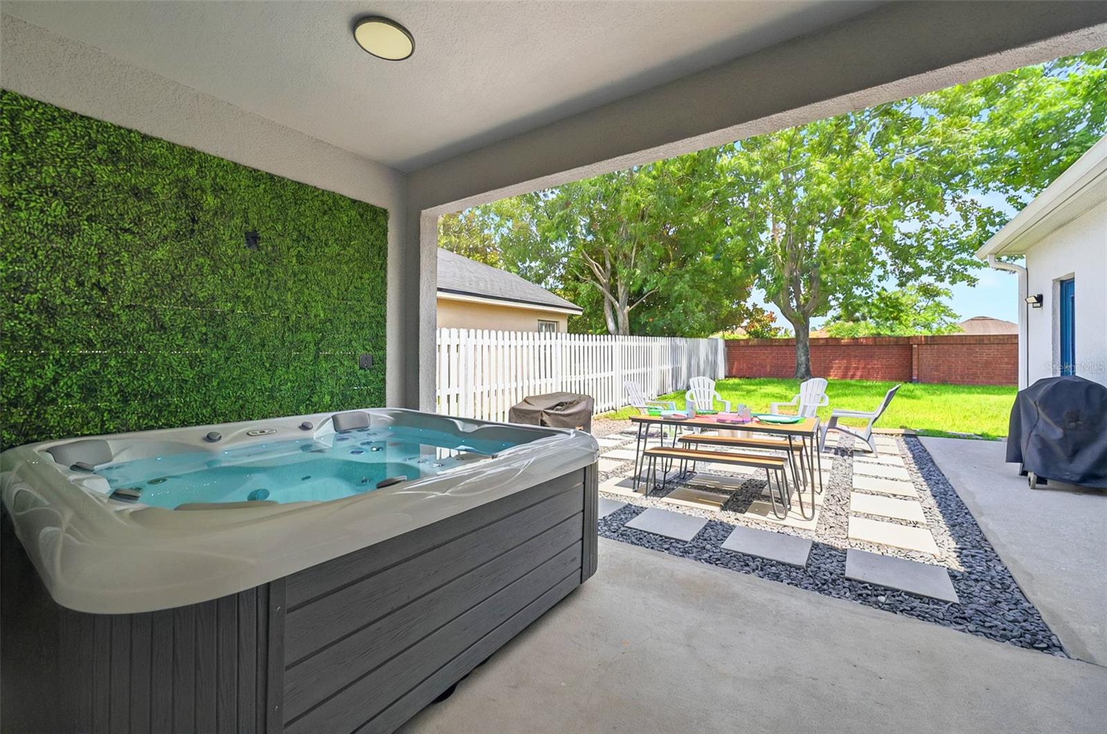 Image 30 of 51 For 6542 Lake Pembroke Place