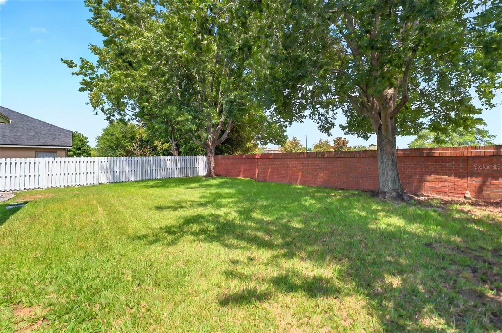 Image 35 of 51 For 6542 Lake Pembroke Place