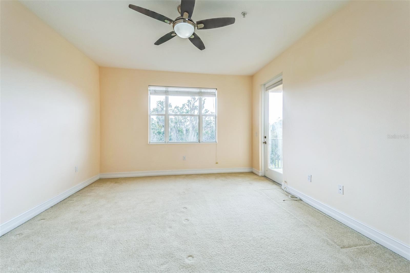Image 23 of 37 For 1408 3rd Street Circle E