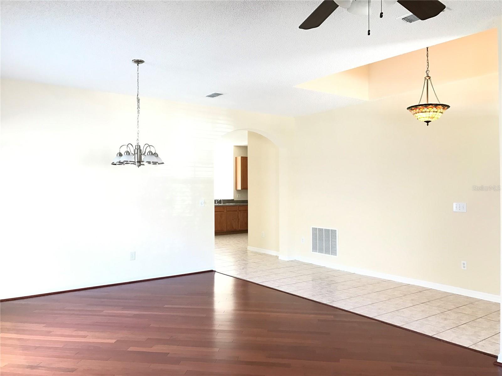 Image 6 of 20 For 4440 Waterside Pointe Circle