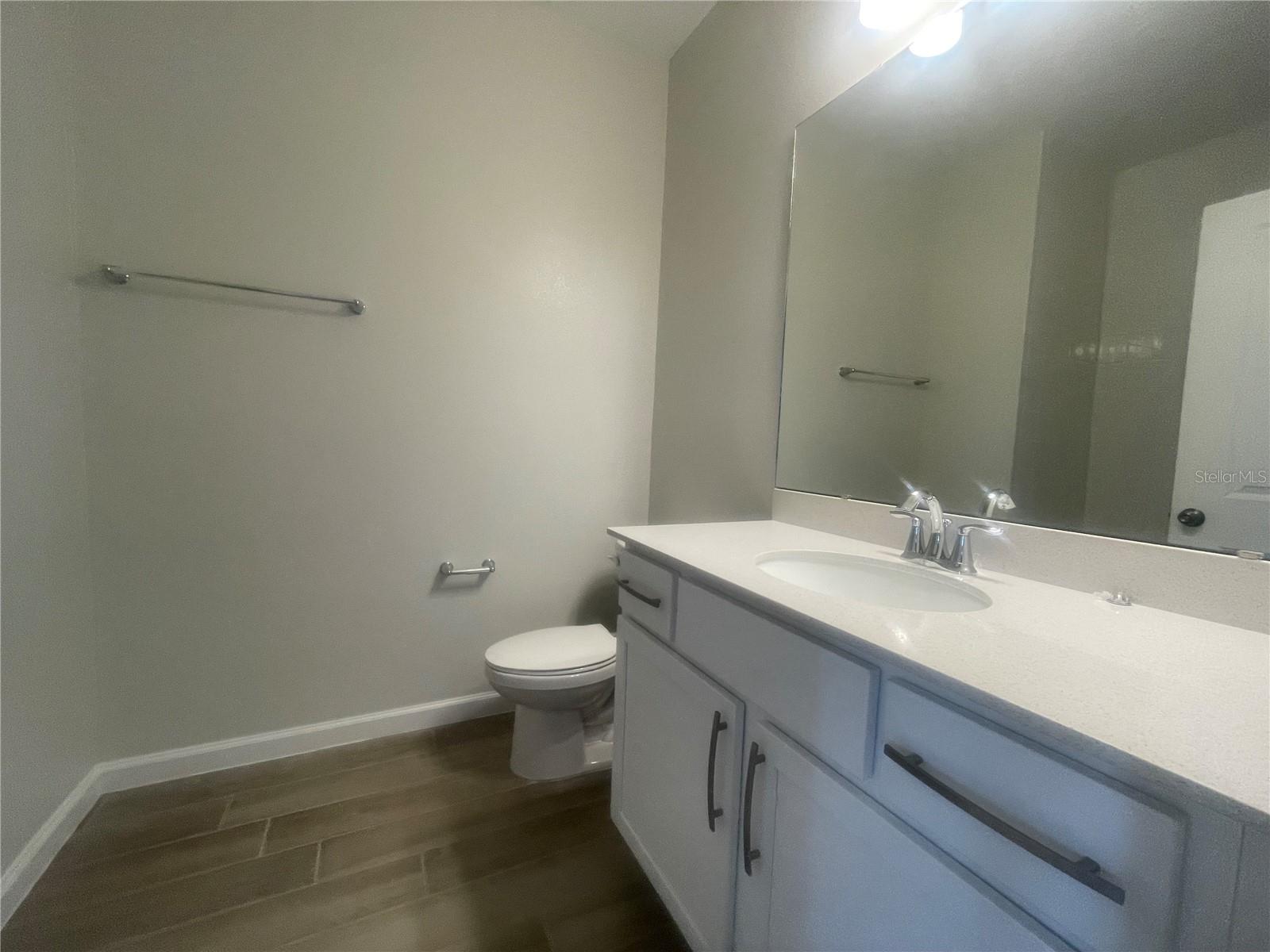 Image 15 of 30 For 1407 Mount Royal Drive