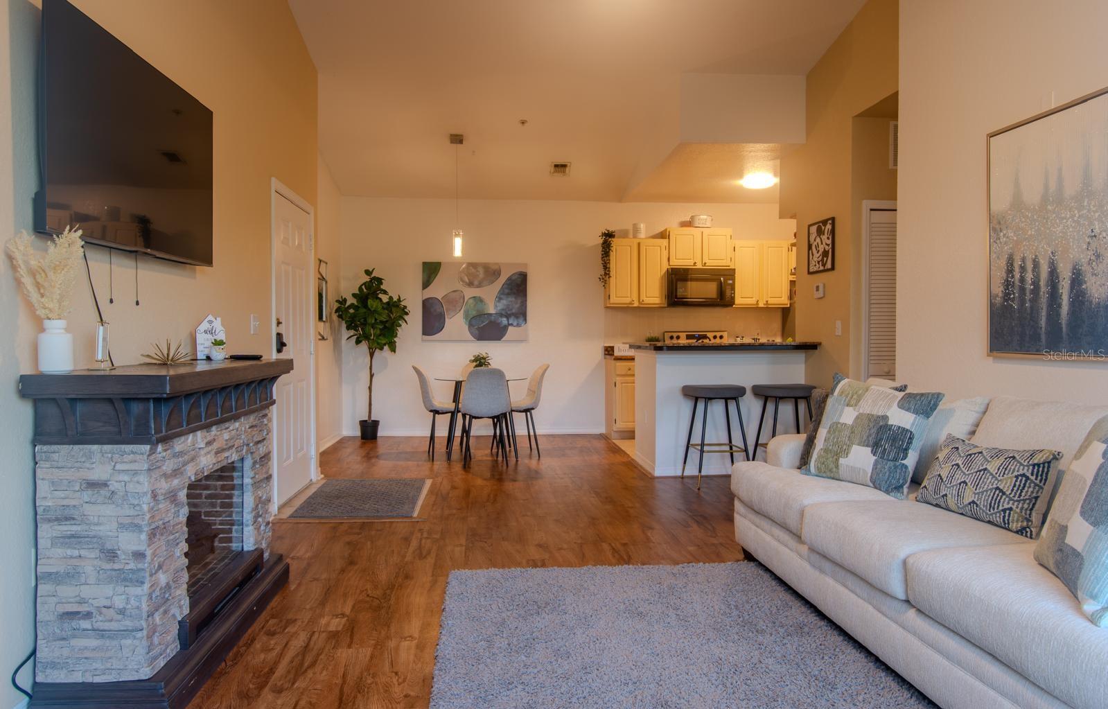 Image 2 of 13 For 8911 Legacy Court 307