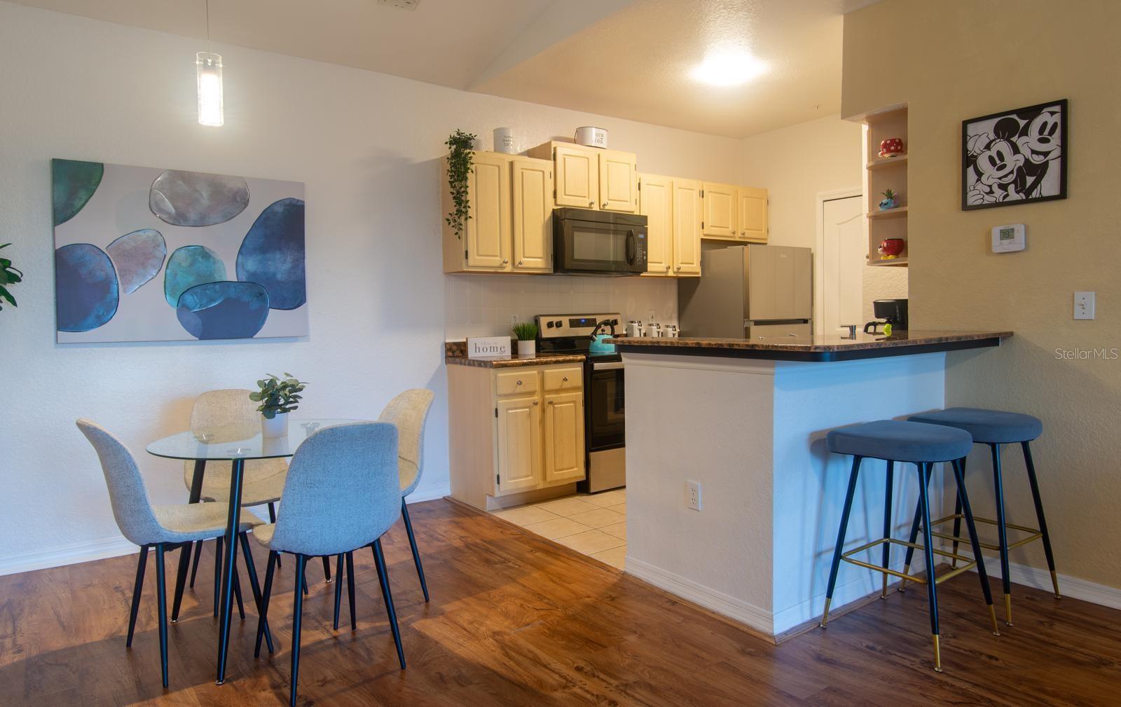 Image 3 of 13 For 8911 Legacy Court 307