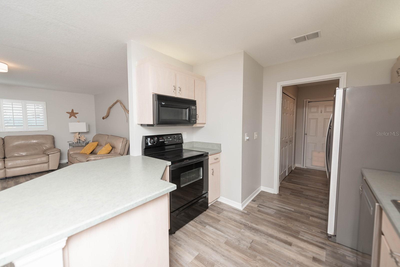 Image 10 of 29 For 139 Randle Avenue