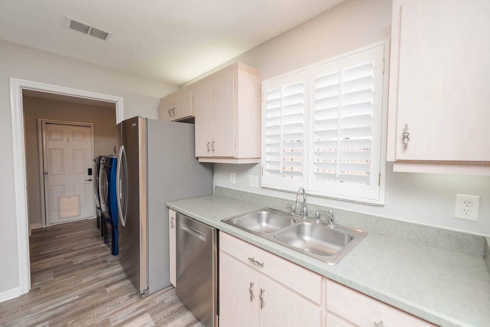 Image 9 of 29 For 139 Randle Avenue