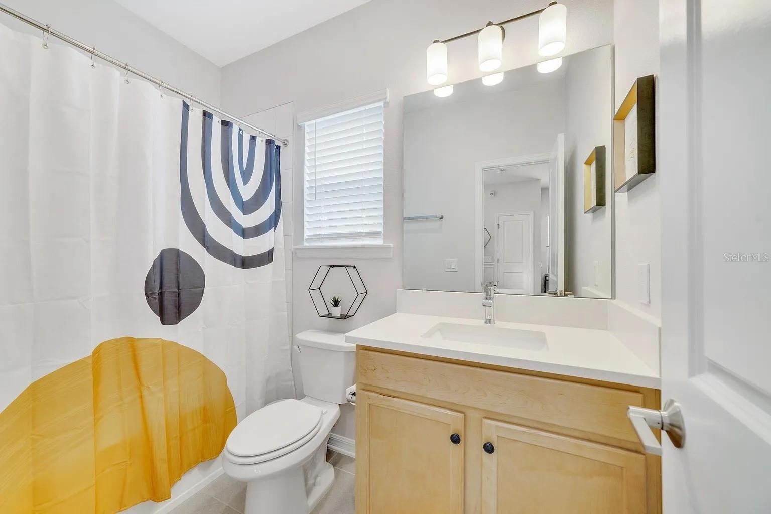 Image 33 of 34 For 2110 Hillcrest Street