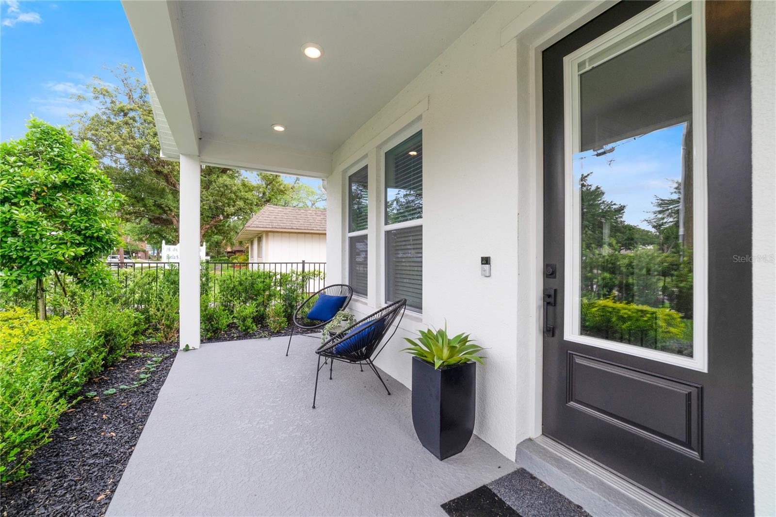 Image 4 of 34 For 2110 Hillcrest Street
