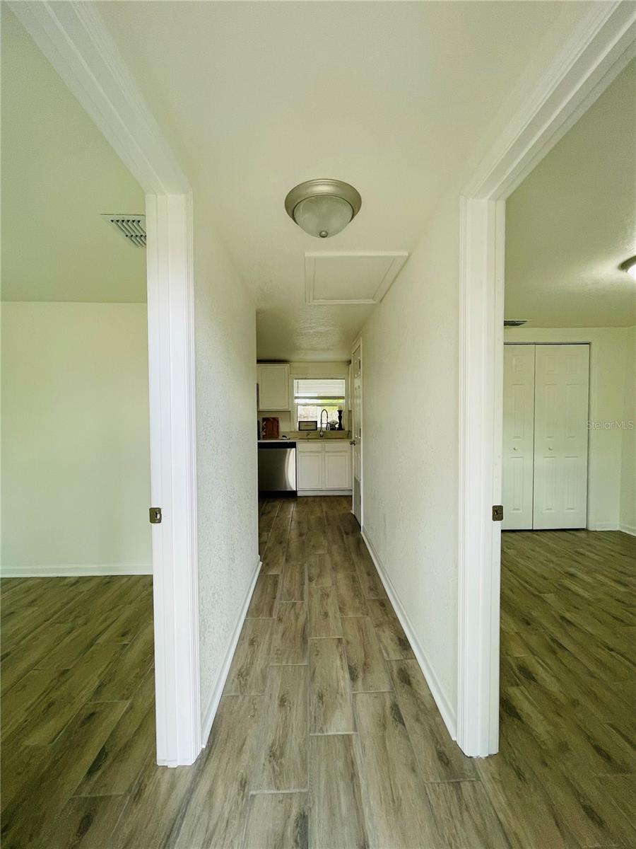 Image 15 of 17 For 934 Savannah Avenue