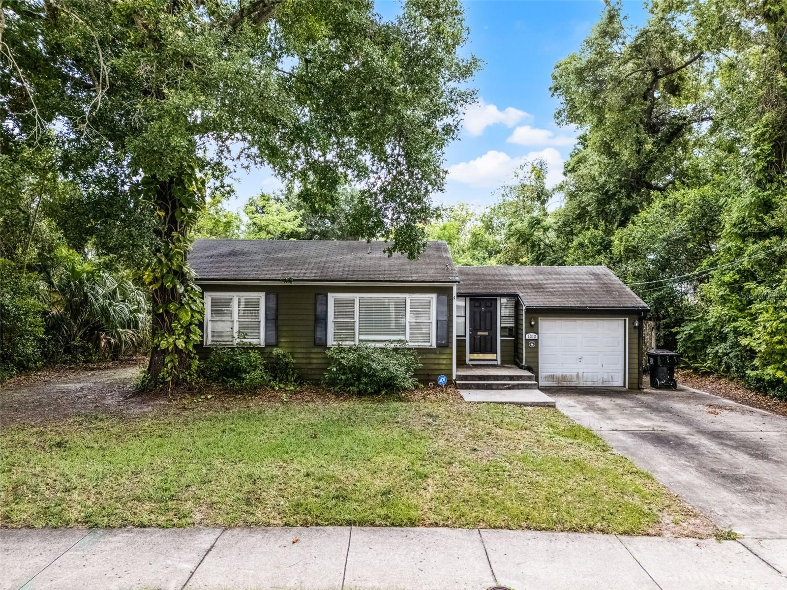 Image 3 of 38 For 2312 Vivada Street