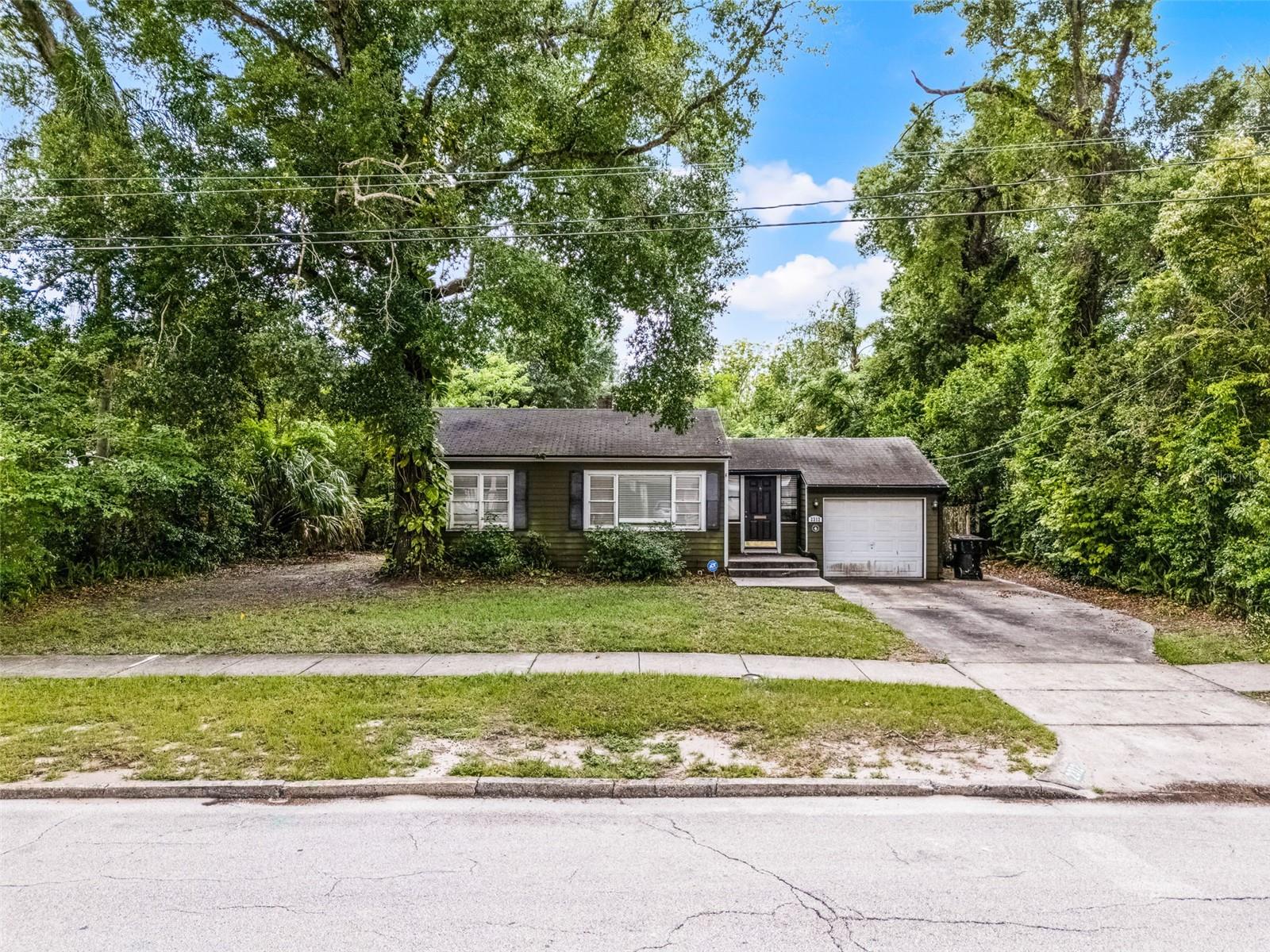 Image 4 of 38 For 2312 Vivada Street