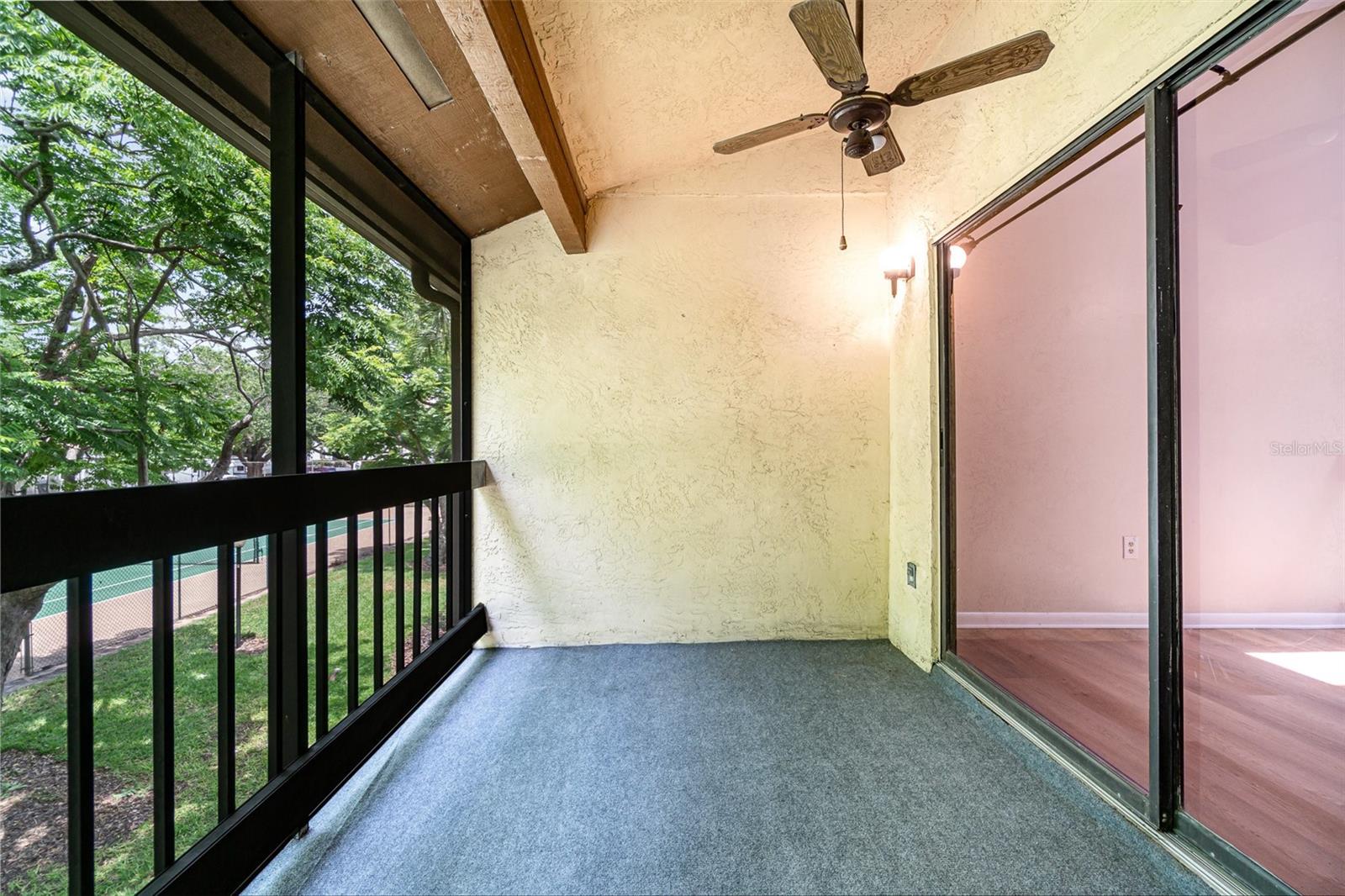 Image 22 of 24 For 2924 Semoran Boulevard D2