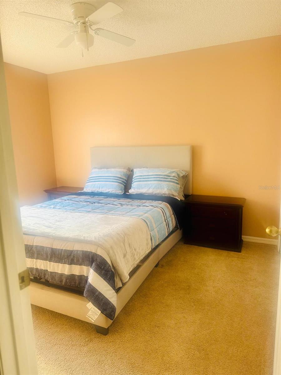Image 7 of 19 For 17517 Silver Creek Court