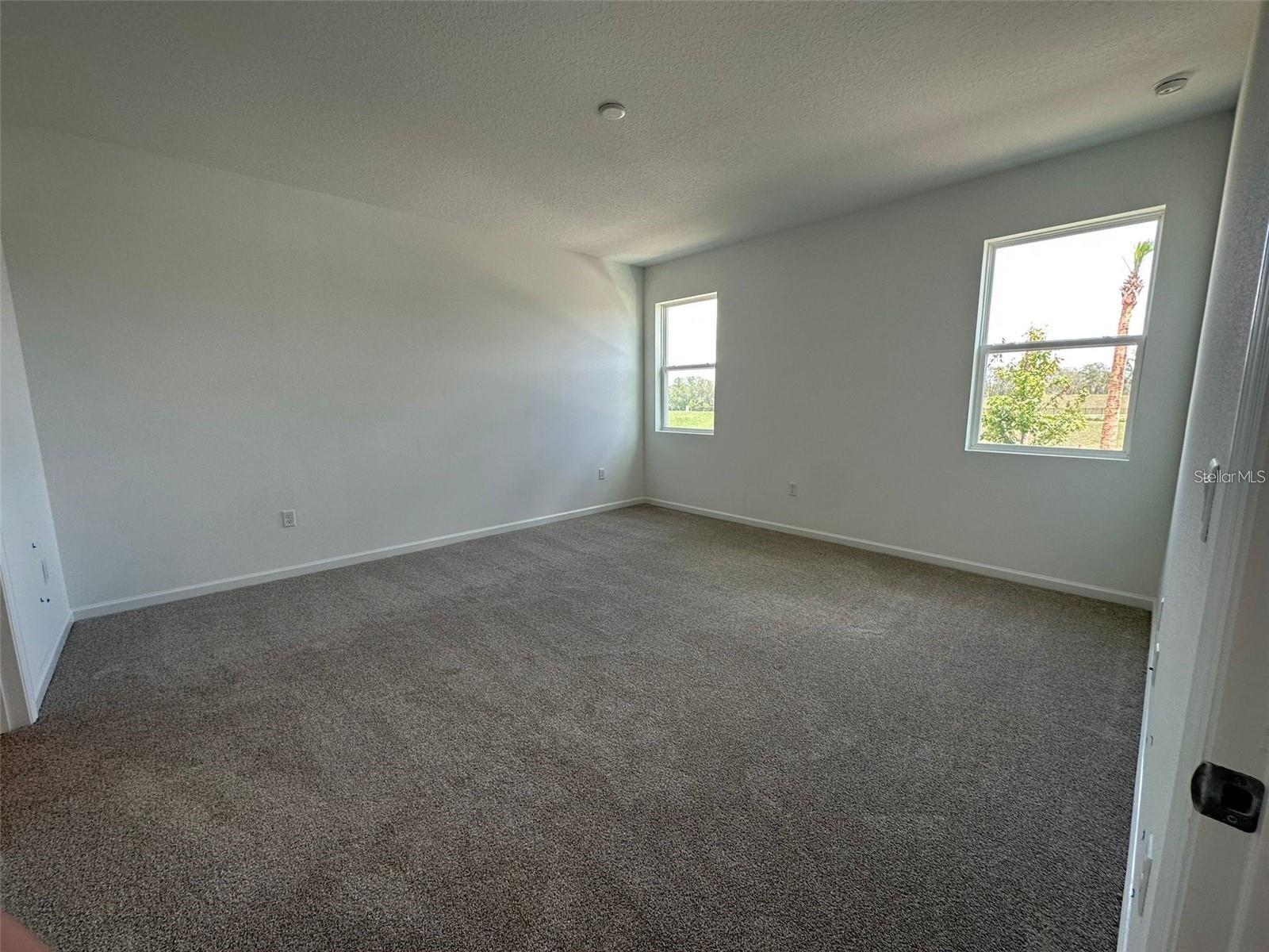 Image 13 of 22 For 1141 Lakeshore Breeze Place