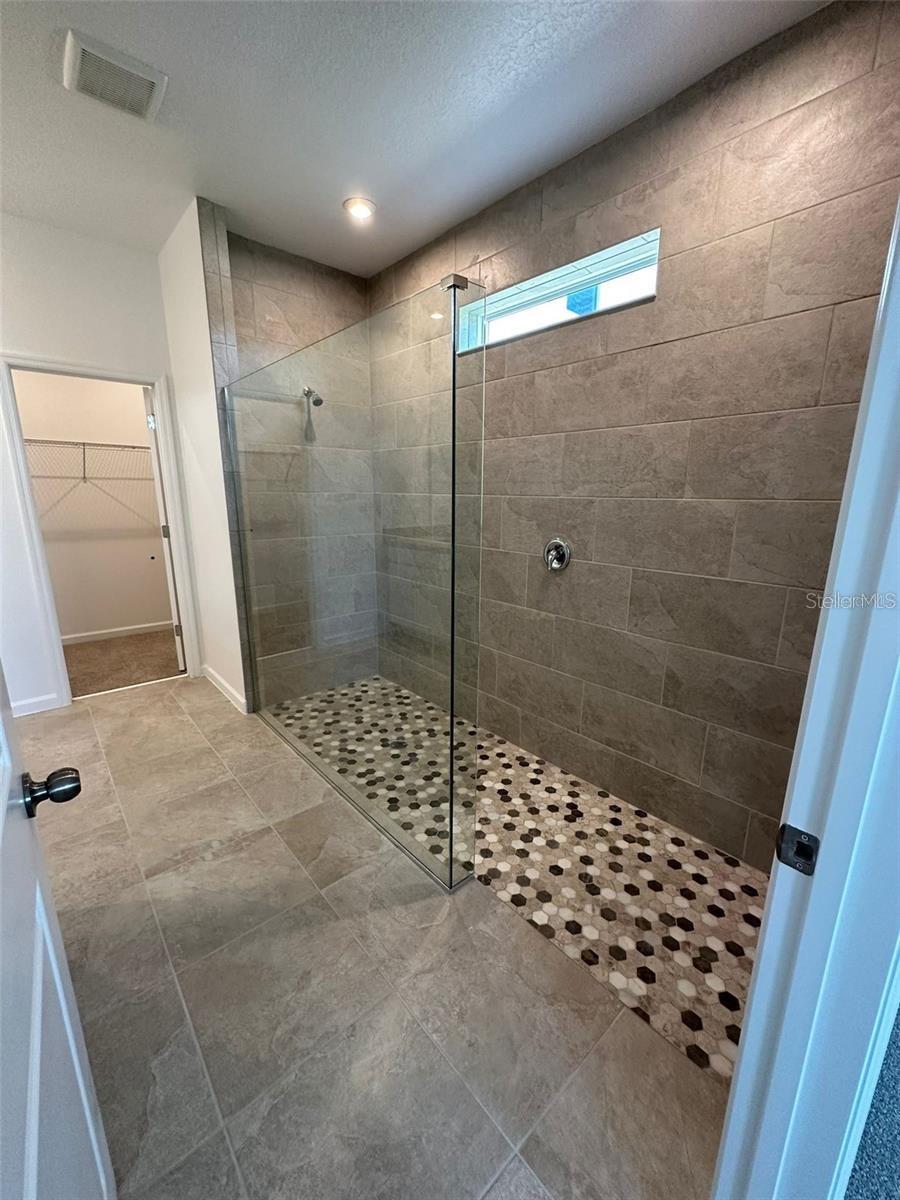 Image 7 of 22 For 1141 Lakeshore Breeze Place