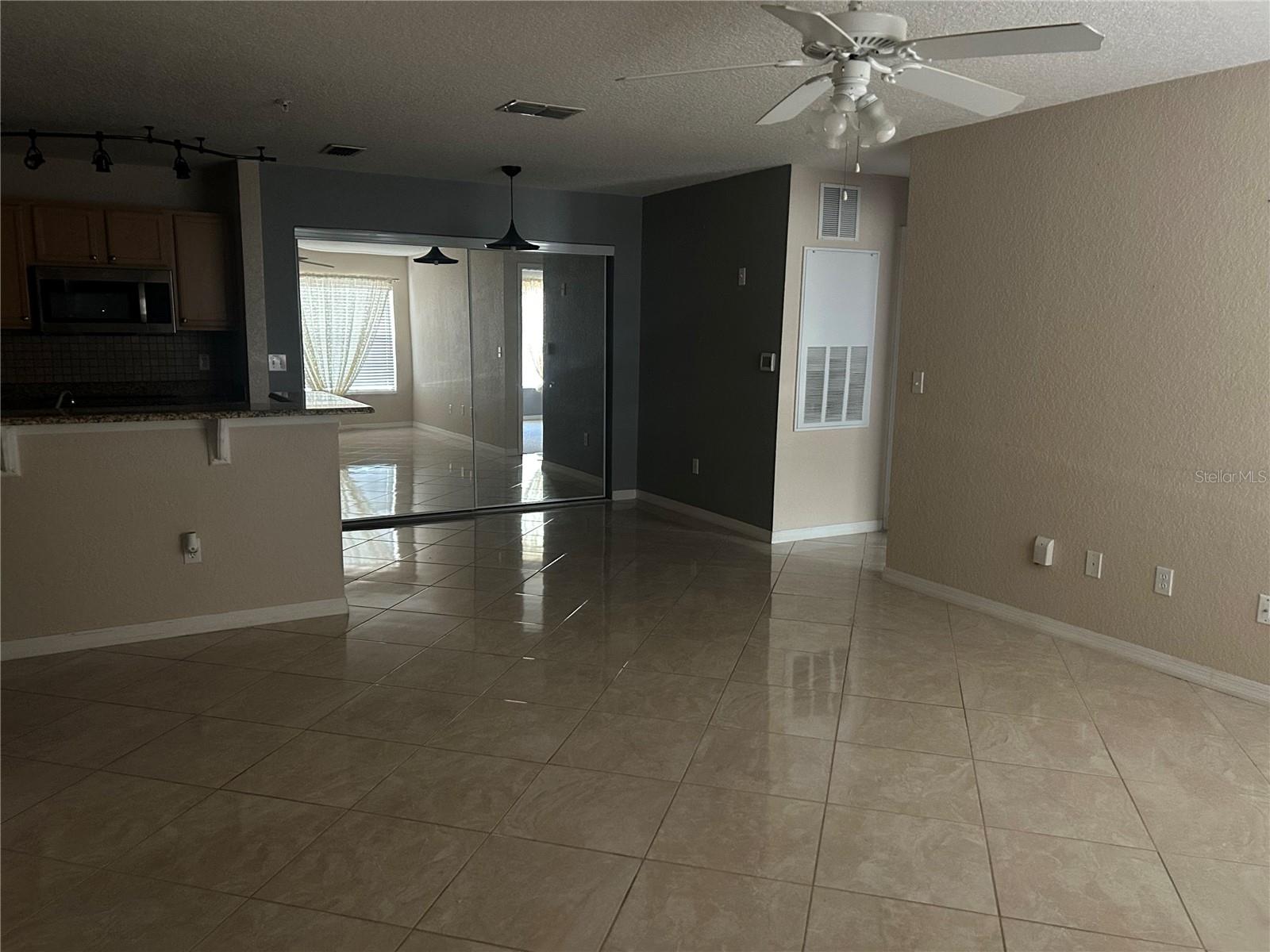 Image 8 of 36 For 2770 Coastal Bay Drive 3-103