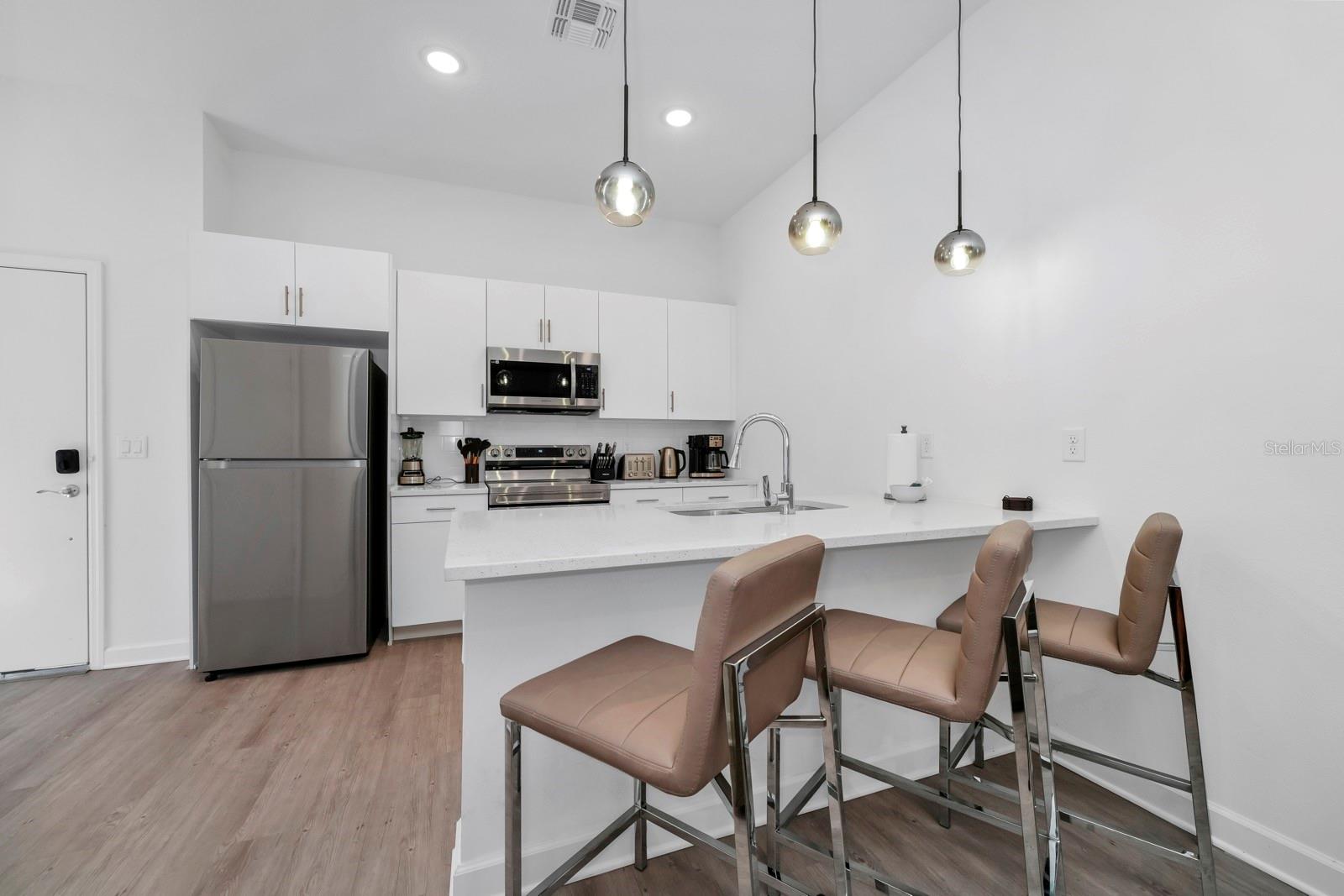 Image 11 of 41 For 296 Famagusta Drive