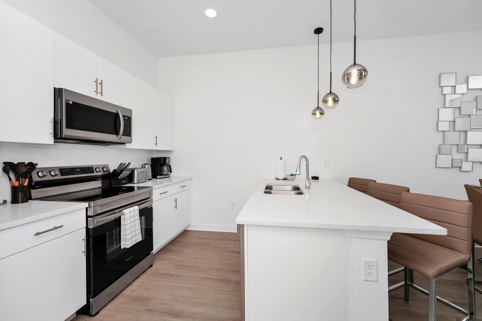 Image 13 of 41 For 296 Famagusta Drive