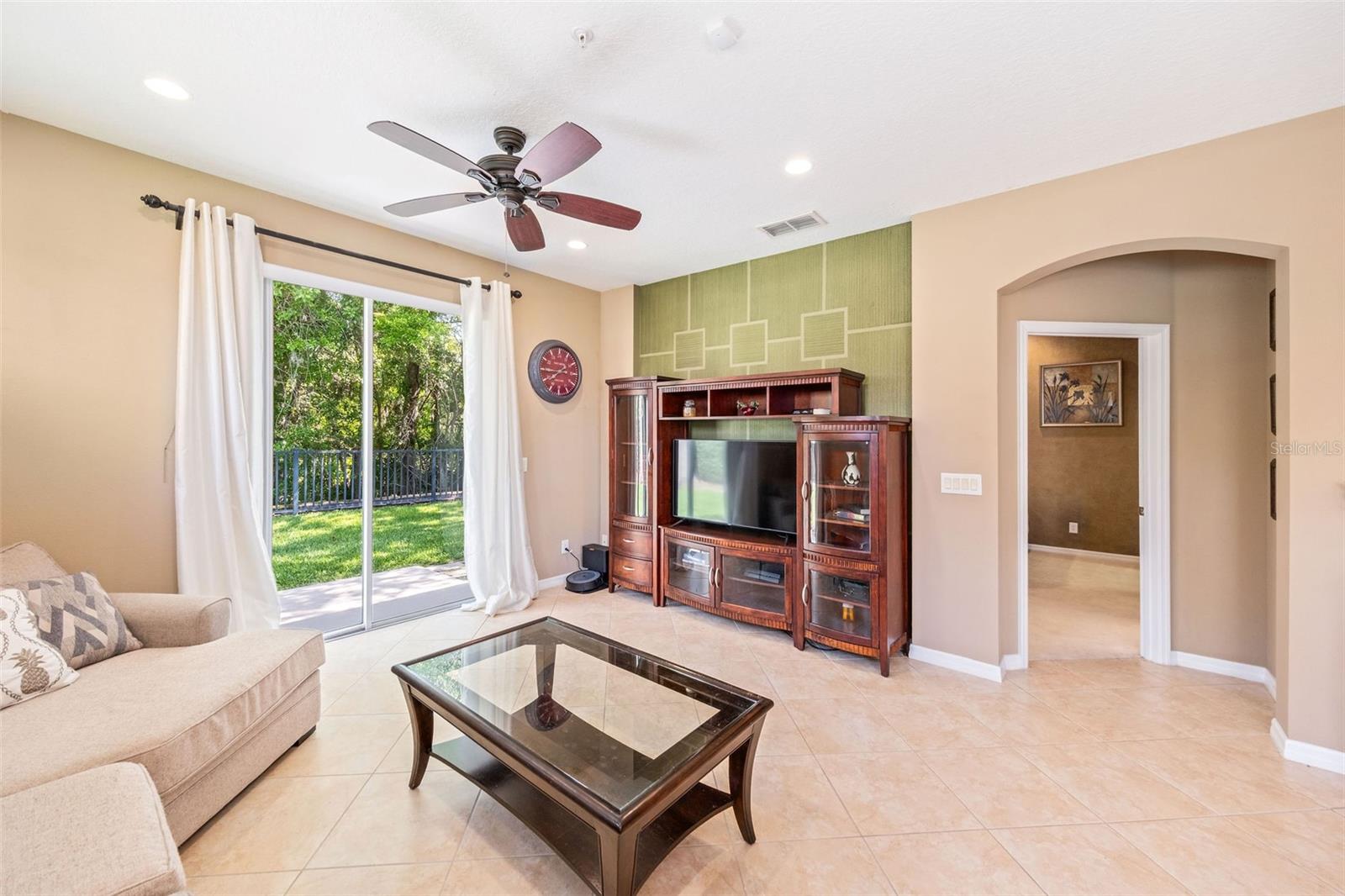 Image 6 of 29 For 432 Harbor Winds Court