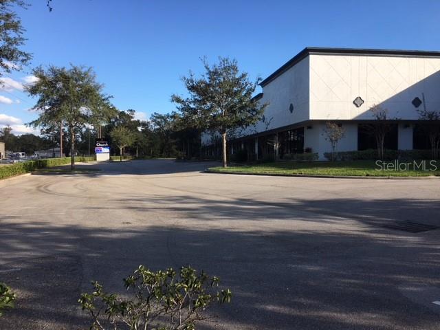 Image 3 of 20 For 6859 Edgewater Commerce Parkway