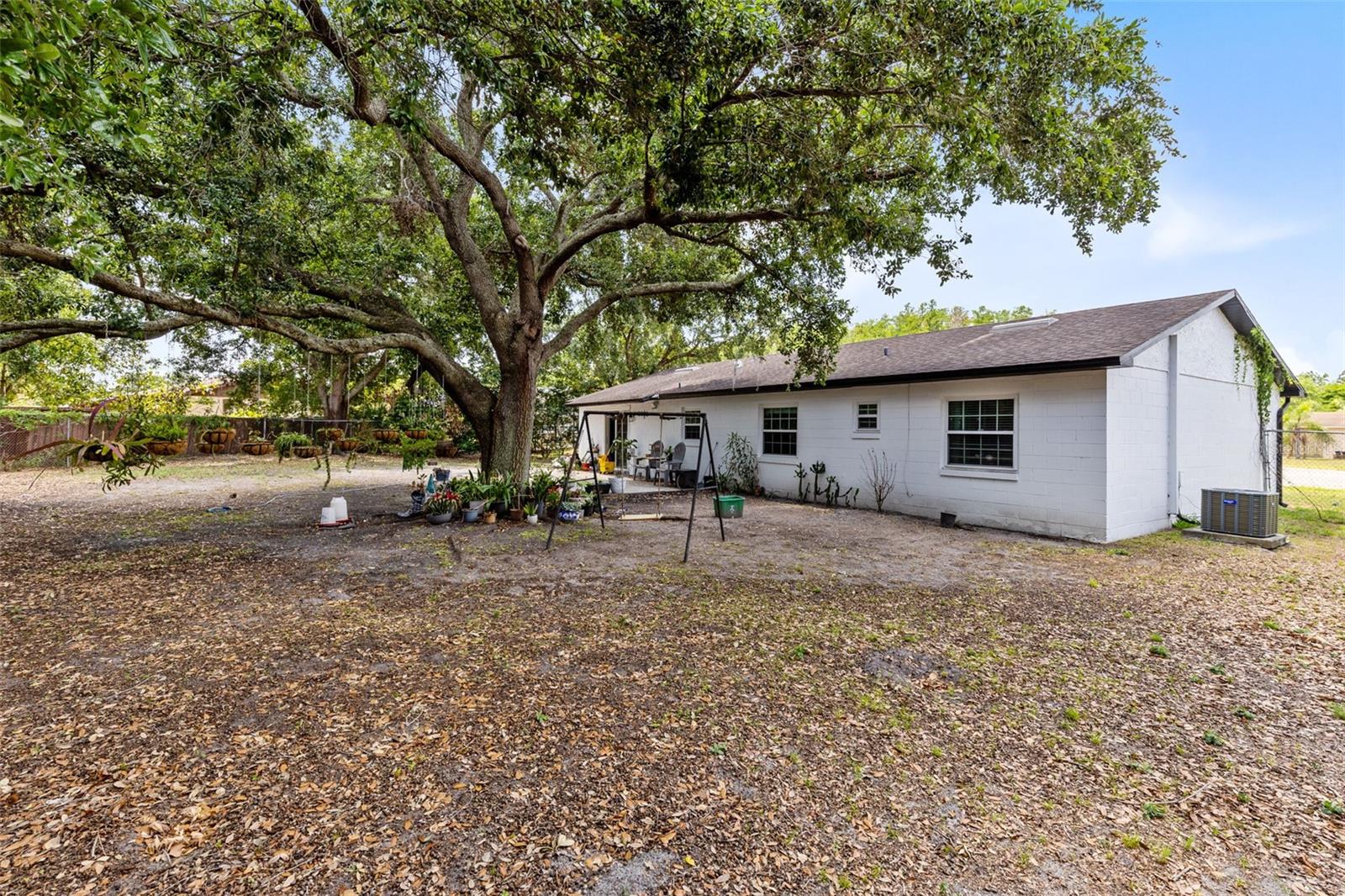Image 18 of 20 For 7741 Pine Hollow Court