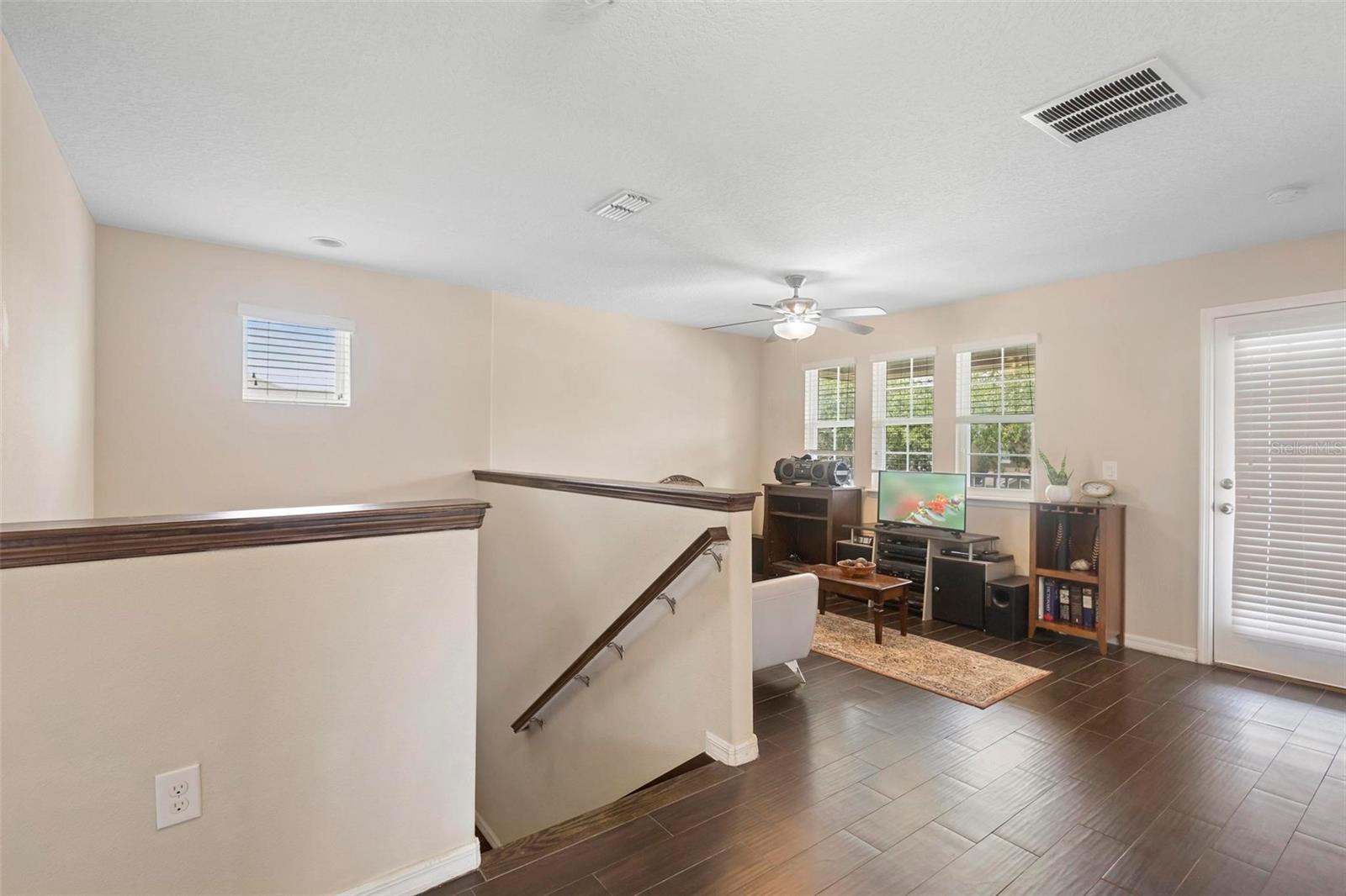 Image 19 of 47 For 2136 J Lawson Boulevard
