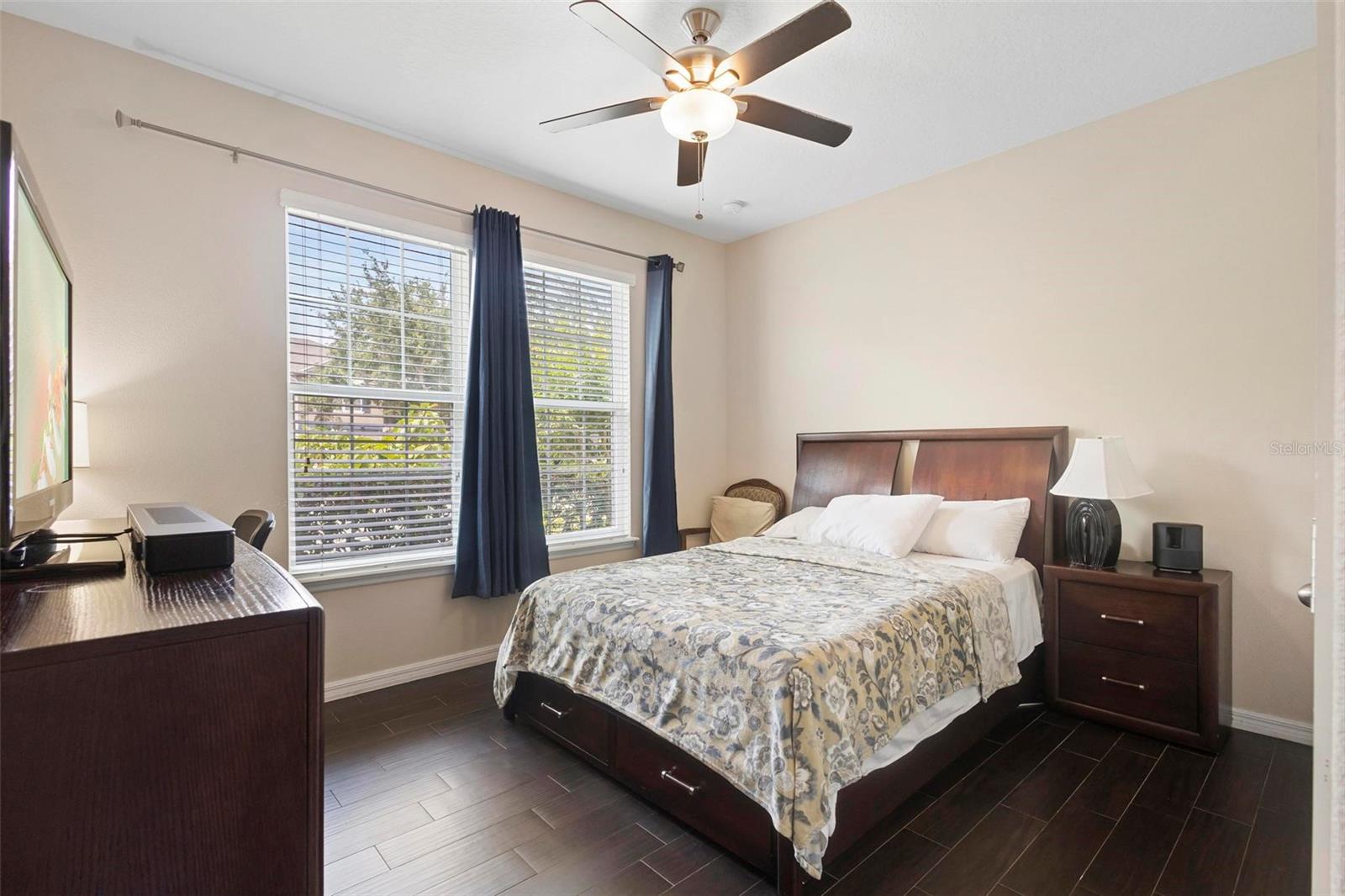 Image 32 of 47 For 2136 J Lawson Boulevard