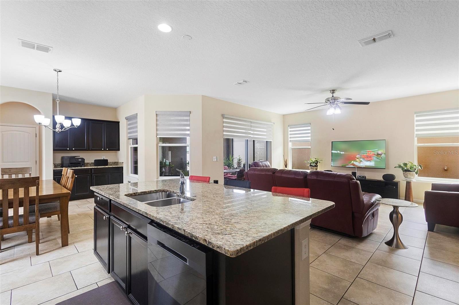 Image 4 of 47 For 2136 J Lawson Boulevard