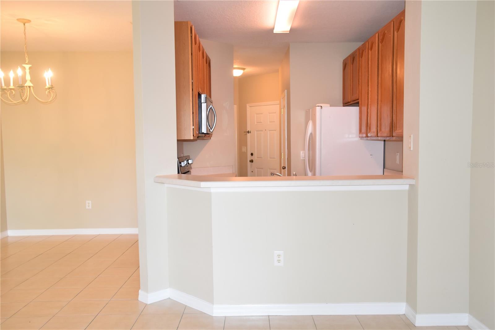 Image 7 of 31 For 539 Bexley Drive