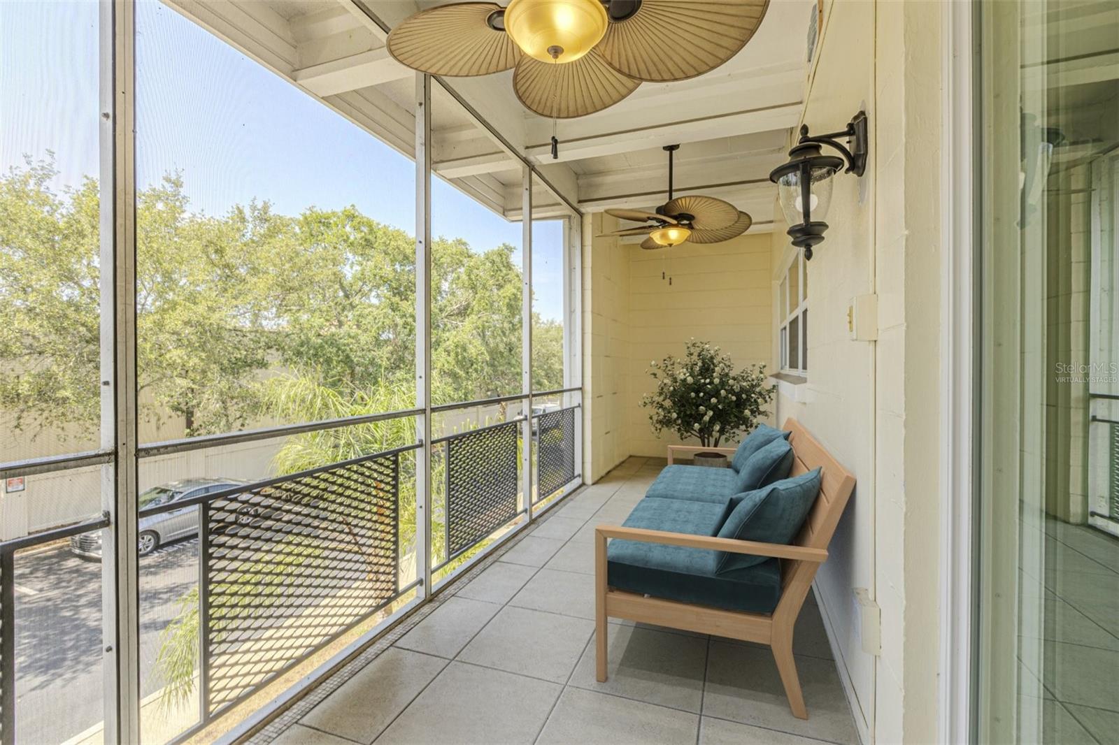Image 18 of 33 For 151 Orlando Avenue 204