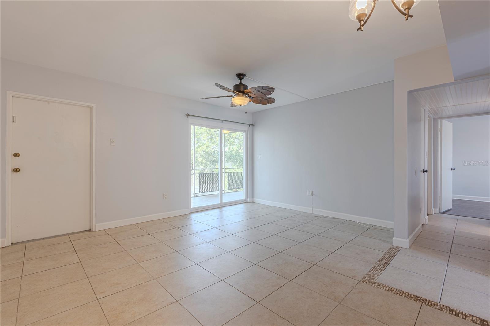 Image 6 of 33 For 151 Orlando Avenue 204