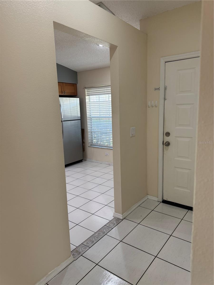 Image 11 of 30 For 14844 Laguna Beach Circle