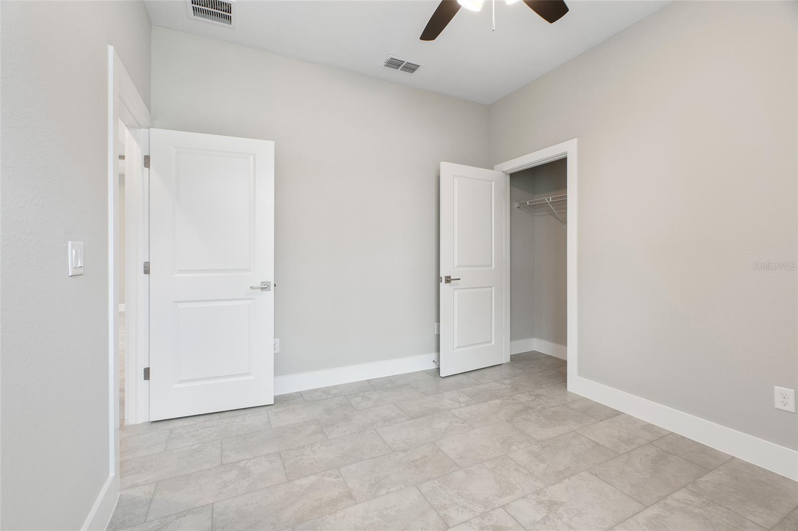 Image 35 of 52 For 1250 Papillon Street