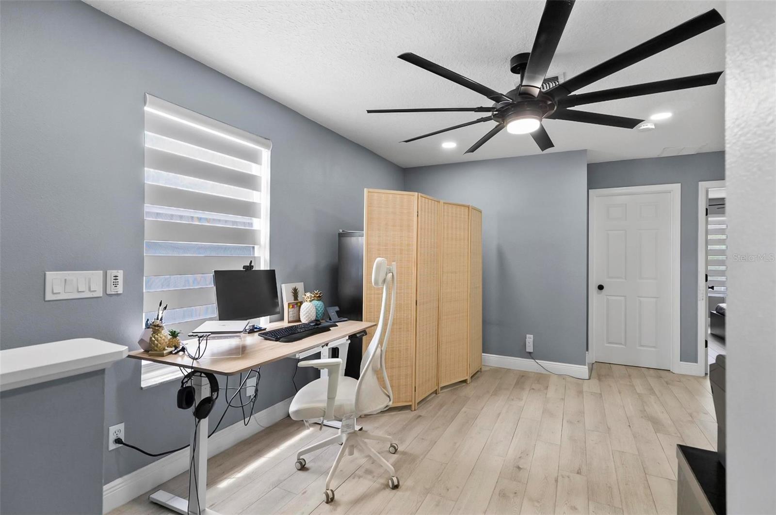 Image 33 of 77 For 12661 Somerset Oaks Street