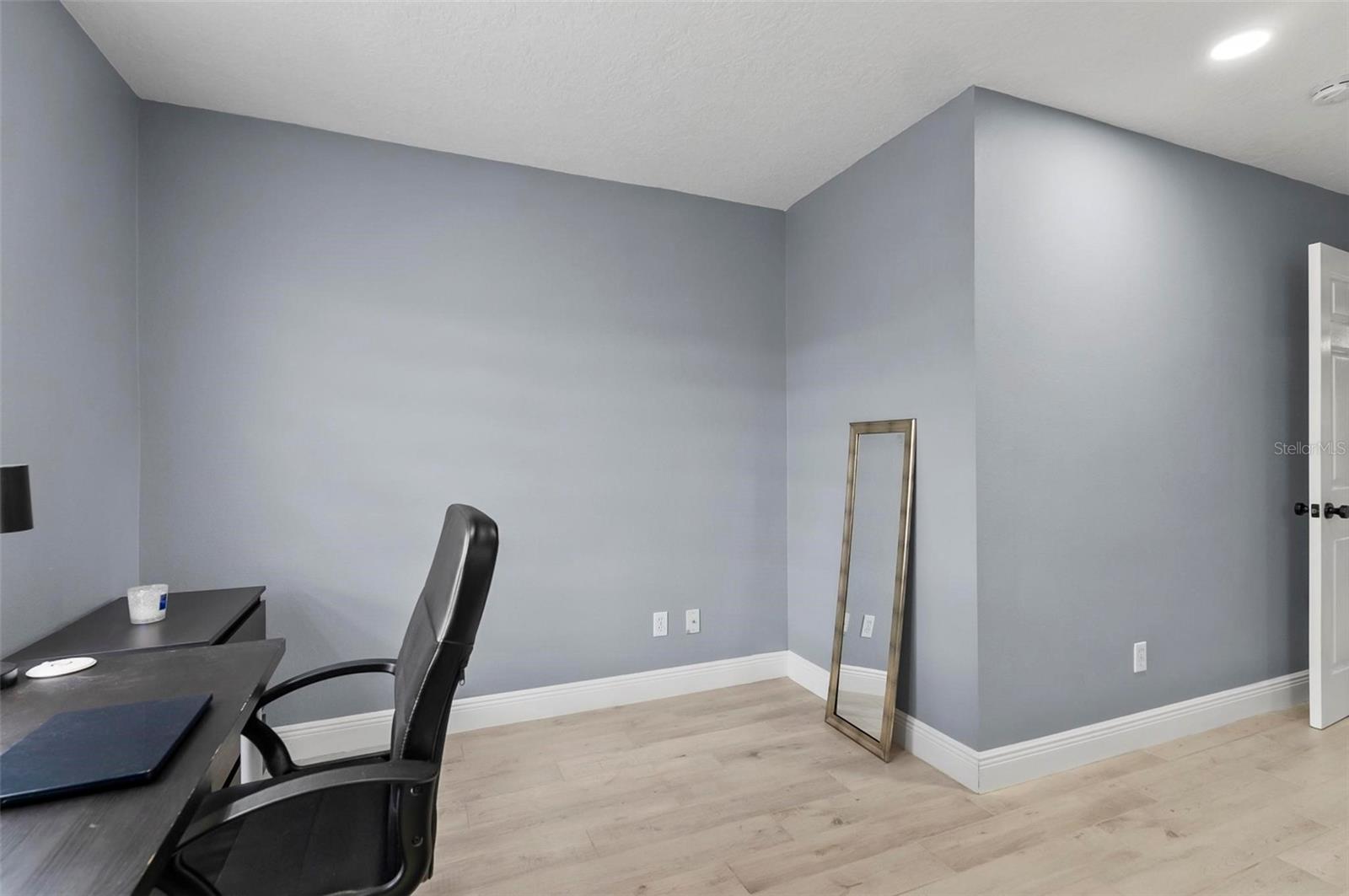 Image 53 of 77 For 12661 Somerset Oaks Street