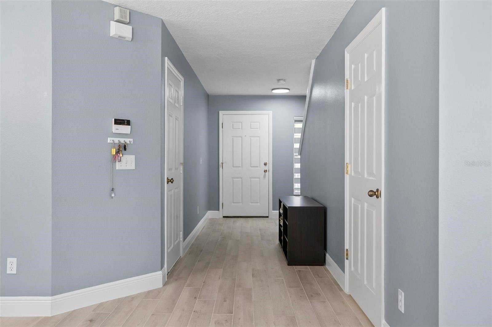 Image 6 of 77 For 12661 Somerset Oaks Street