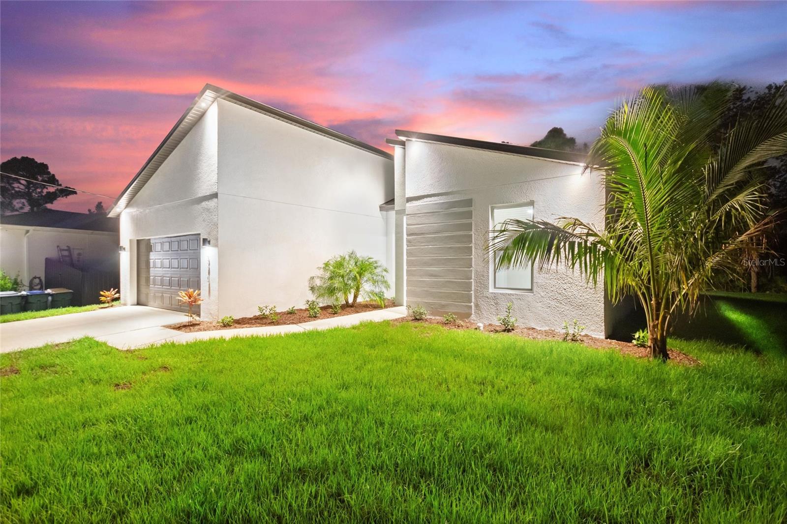 Image 4 of 31 For 2610 Valkaria Avenue