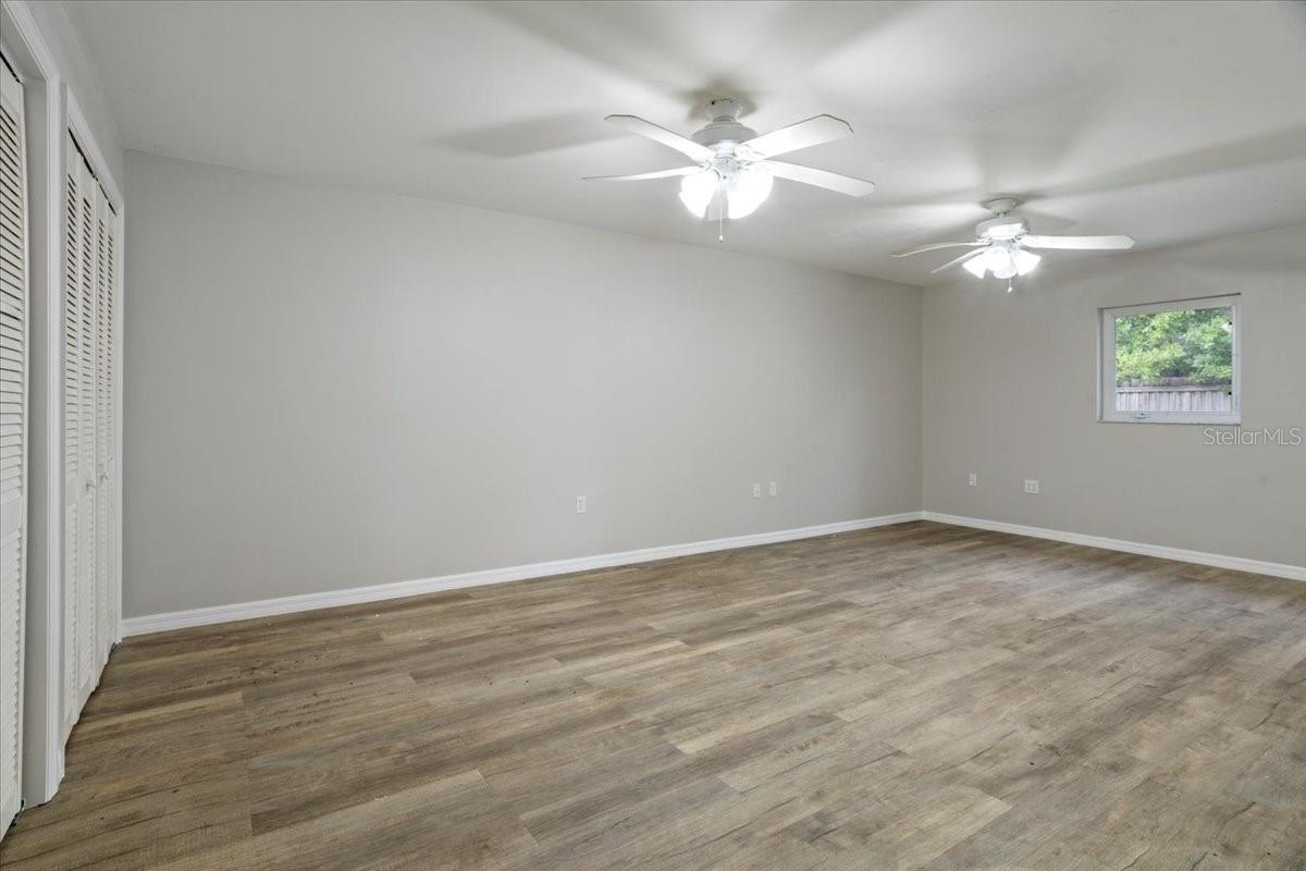 Image 22 of 41 For 408 Eunice Drive