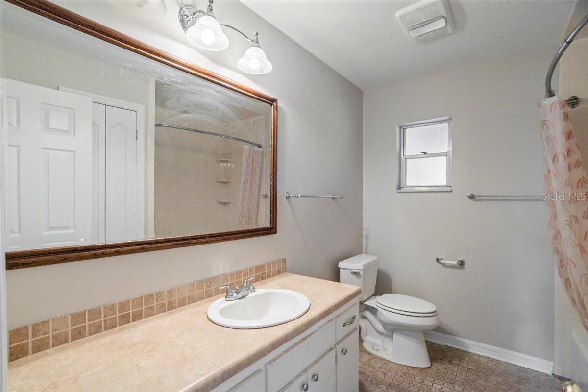 Image 35 of 41 For 408 Eunice Drive