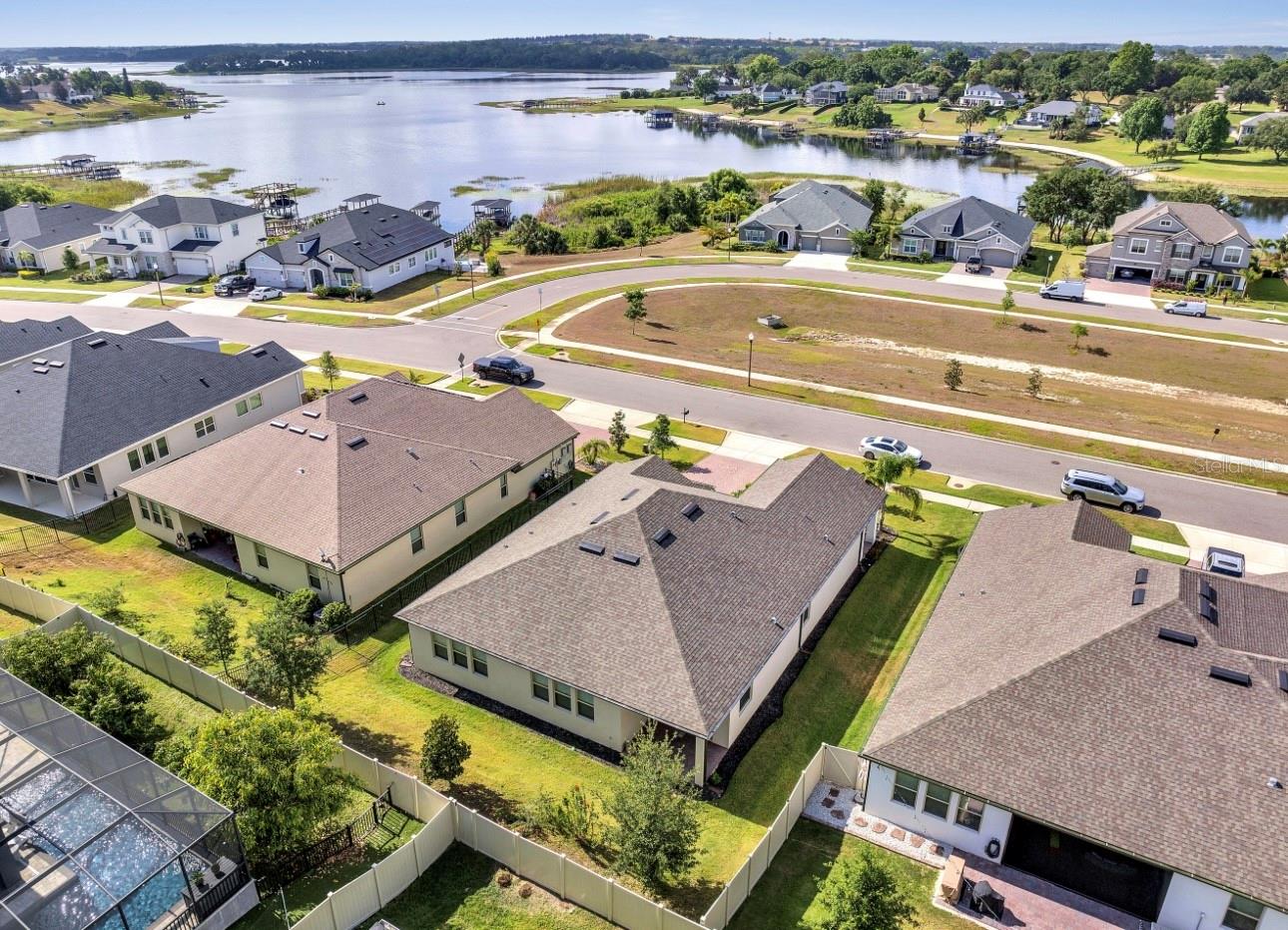 Image 23 of 25 For 17333 Hickory Wind Drive