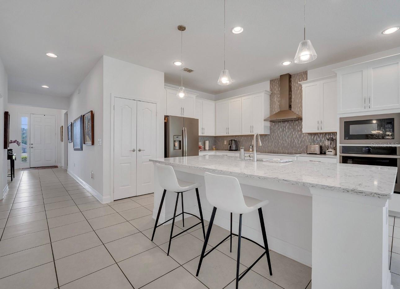 Image 8 of 25 For 17333 Hickory Wind Drive