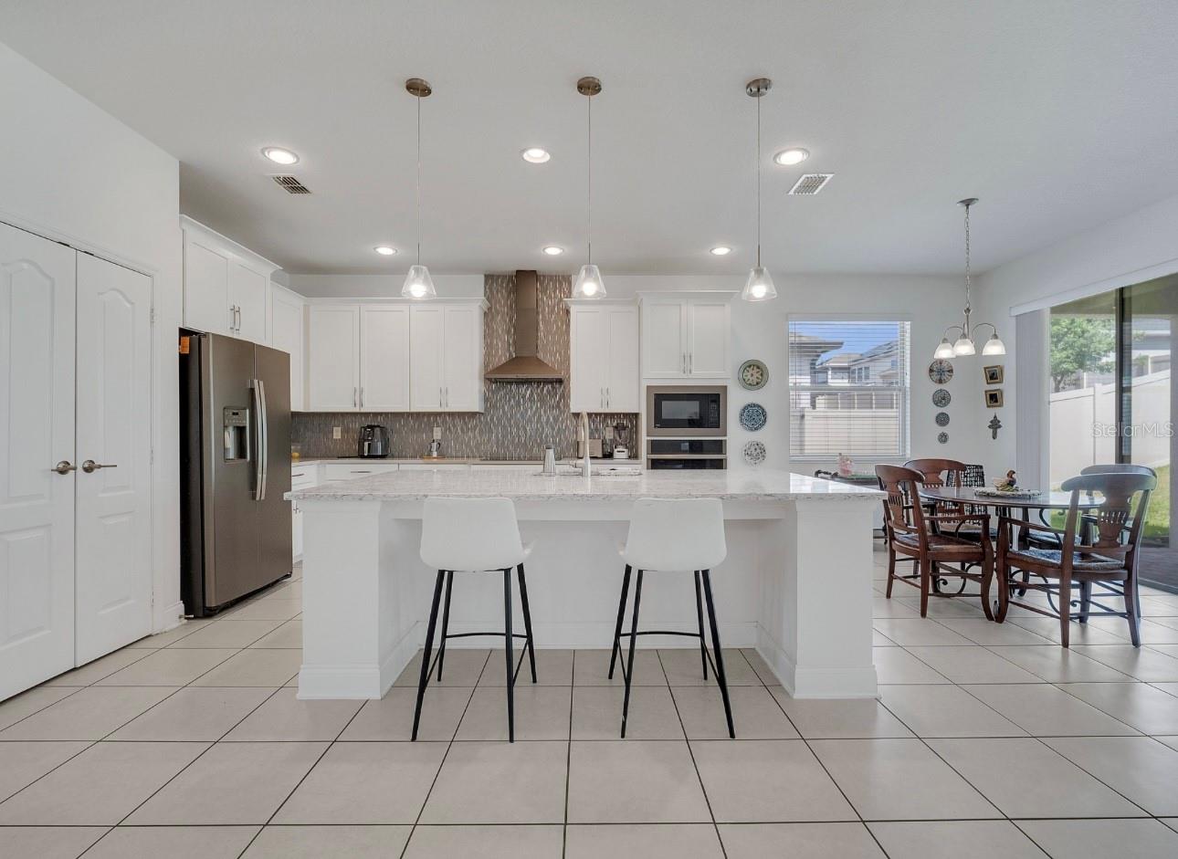 Image 9 of 25 For 17333 Hickory Wind Drive