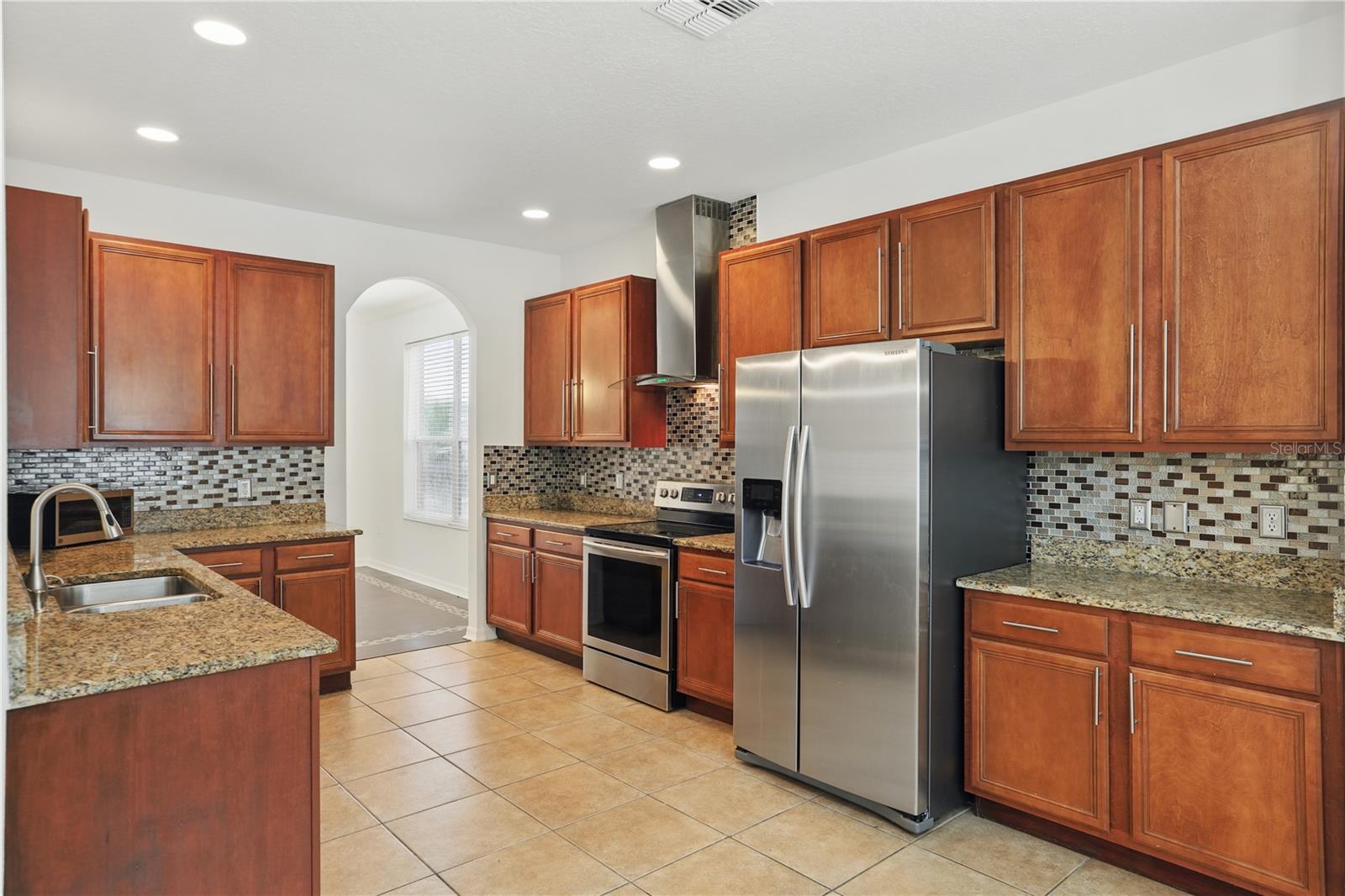 Image 13 of 54 For 5525 Oakworth Place