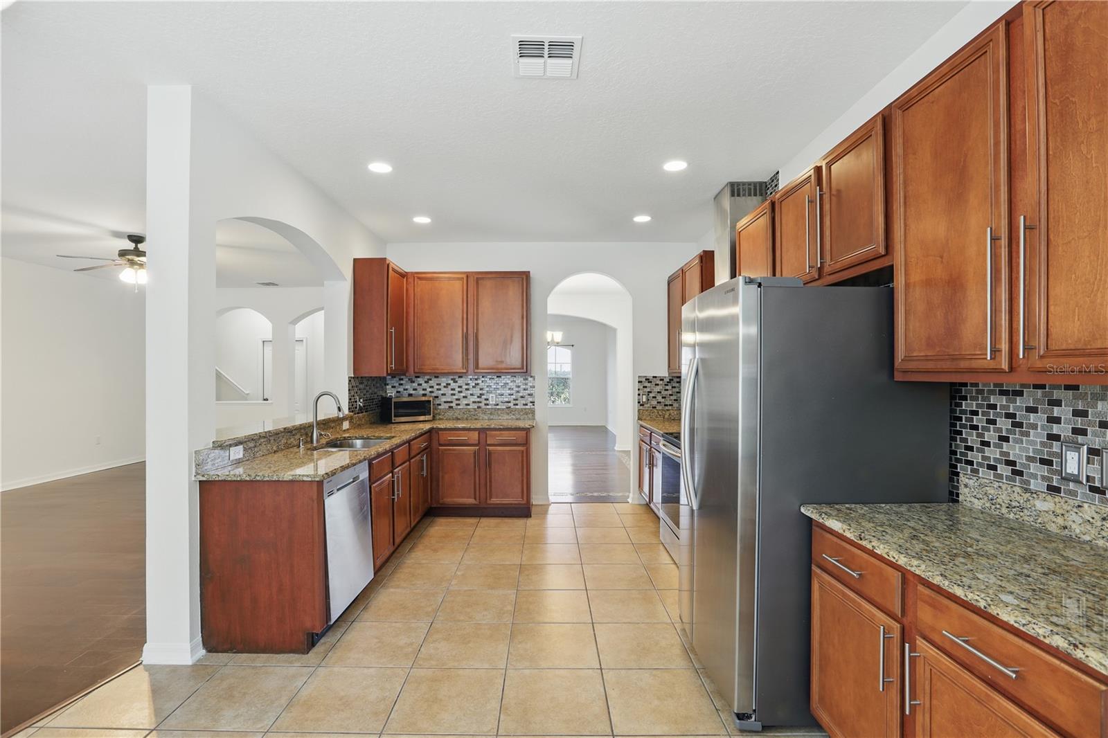 Image 15 of 54 For 5525 Oakworth Place