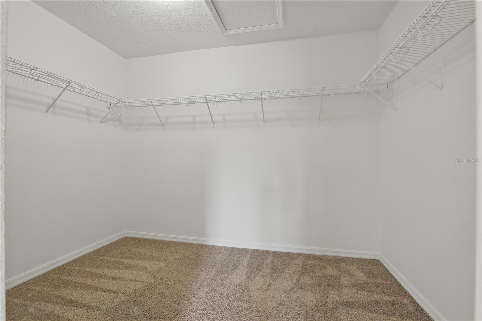 Image 36 of 54 For 5525 Oakworth Place