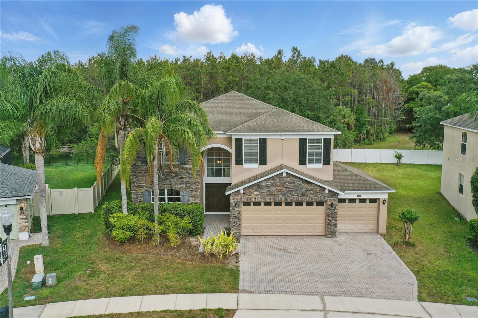 Image 4 of 54 For 5525 Oakworth Place