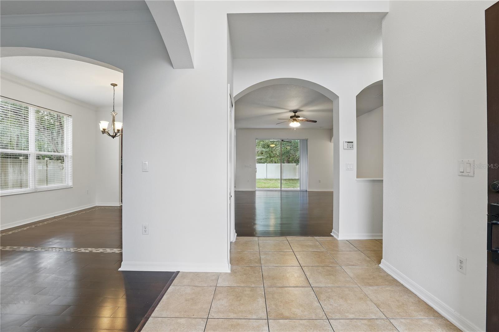 Image 7 of 54 For 5525 Oakworth Place
