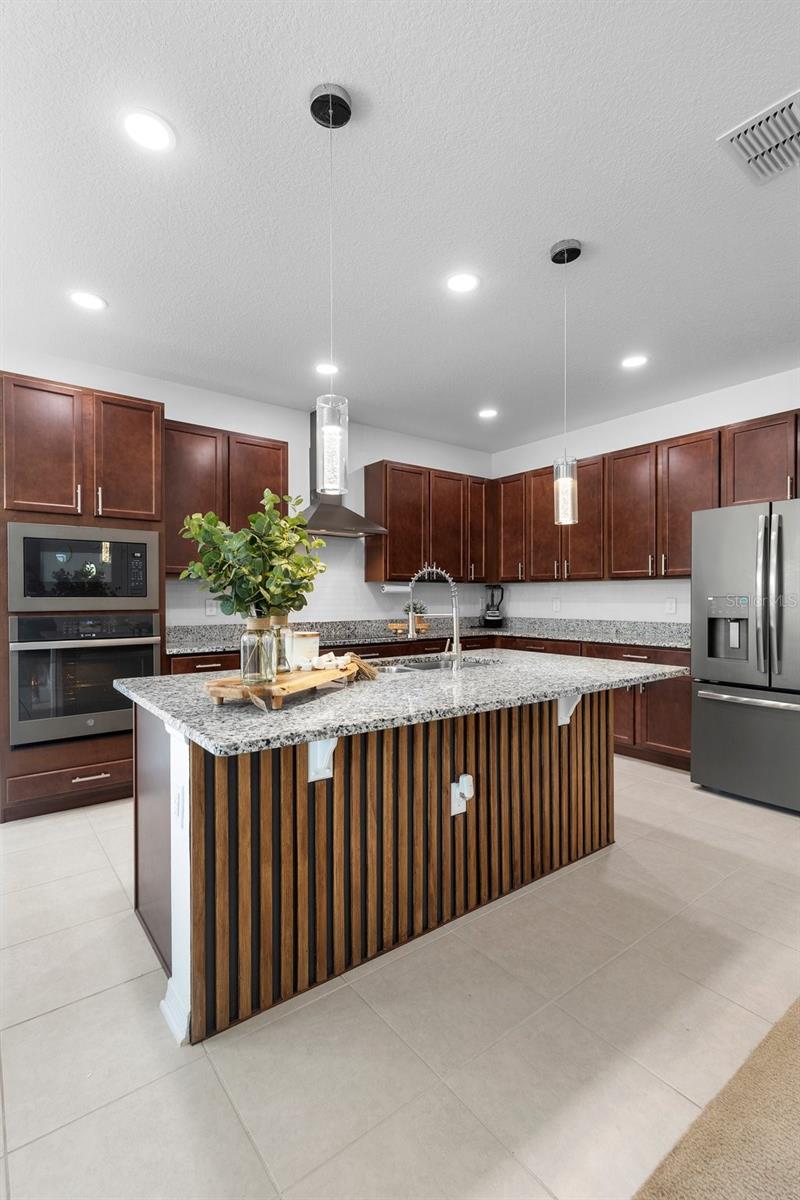 Image 10 of 50 For 17199 Hickory Wind Drive